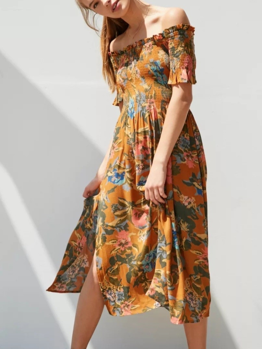 Kimchi Blue Rust Floral Off-The-Shoulder Smocked Midi Dress S